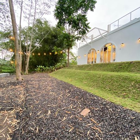 Karabineri Private Pool Jogja Villa Ngaglik Exterior photo